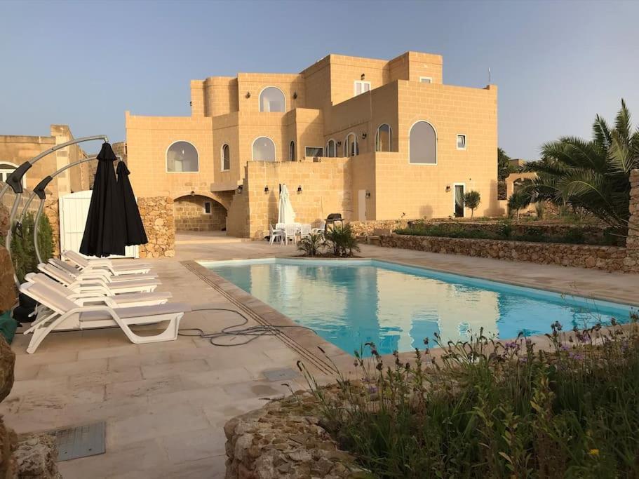 Farmhouse Villa With Large Pool And Garden In Gozo อาร์บ ภายนอก รูปภาพ