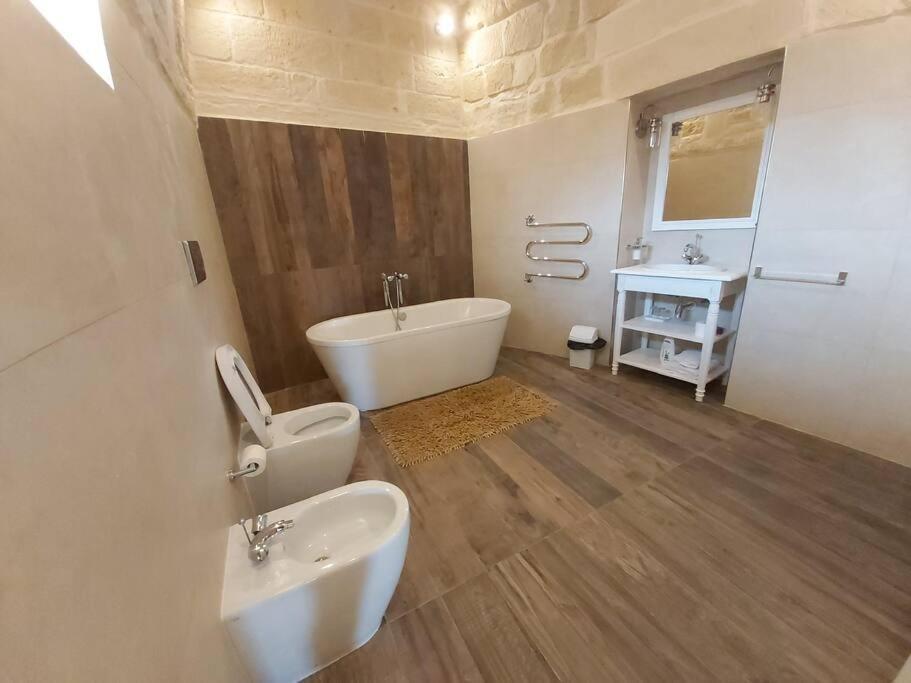Farmhouse Villa With Large Pool And Garden In Gozo อาร์บ ภายนอก รูปภาพ