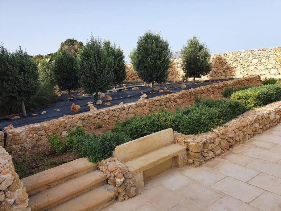 Farmhouse Villa With Large Pool And Garden In Gozo อาร์บ ภายนอก รูปภาพ