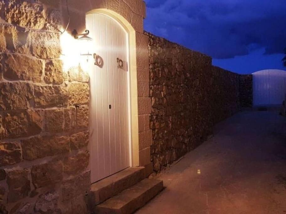 Farmhouse Villa With Large Pool And Garden In Gozo อาร์บ ภายนอก รูปภาพ