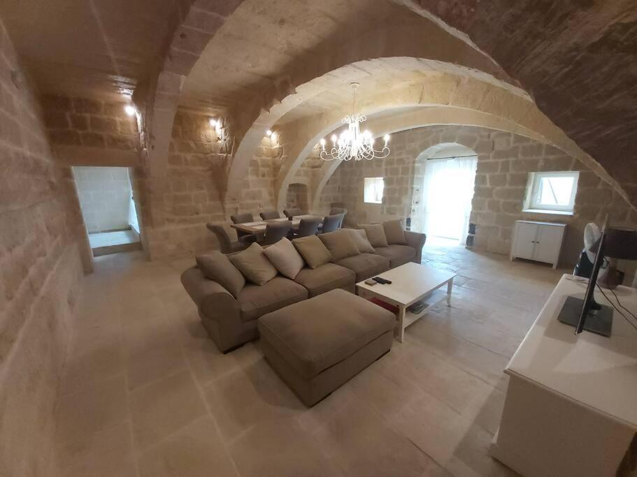Farmhouse Villa With Large Pool And Garden In Gozo อาร์บ ภายนอก รูปภาพ