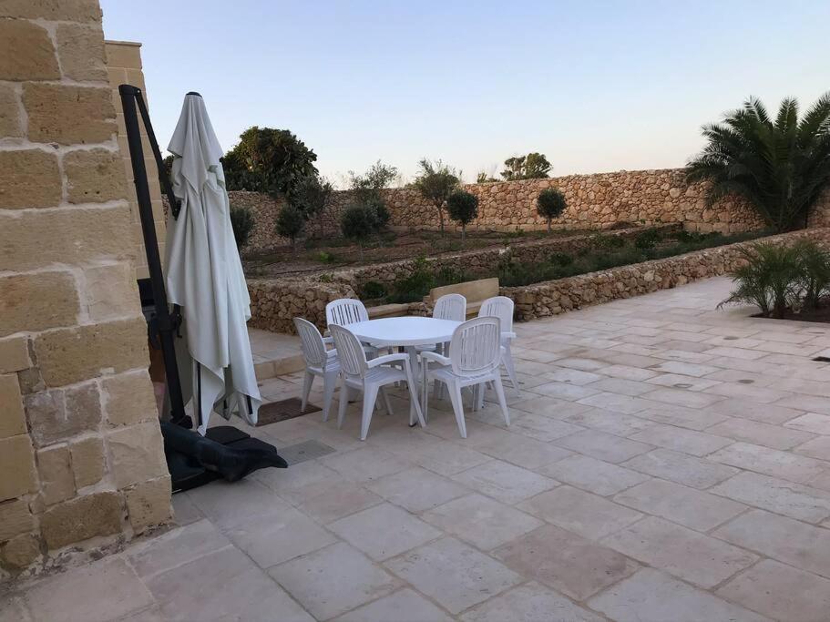 Farmhouse Villa With Large Pool And Garden In Gozo อาร์บ ภายนอก รูปภาพ