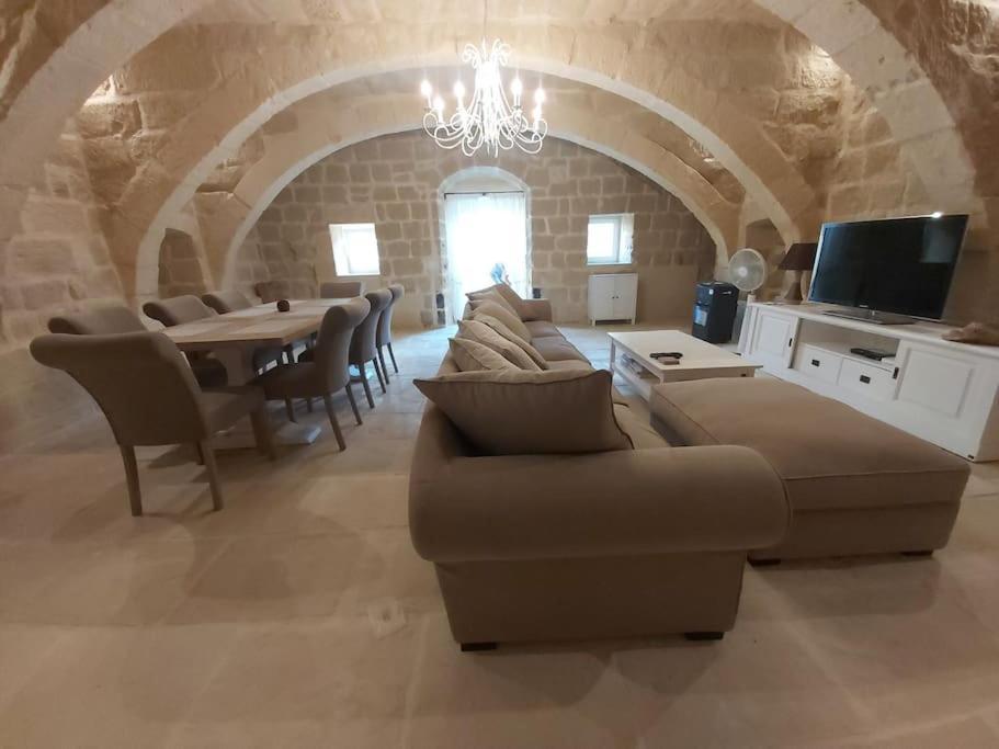 Farmhouse Villa With Large Pool And Garden In Gozo อาร์บ ภายนอก รูปภาพ