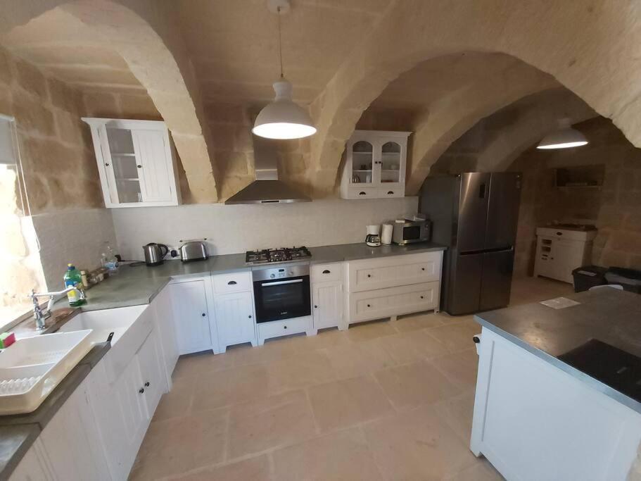 Farmhouse Villa With Large Pool And Garden In Gozo อาร์บ ภายนอก รูปภาพ